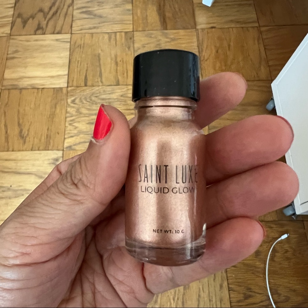 Saint luxe rose gold liquid glow, NEW - Picture 2 of 5